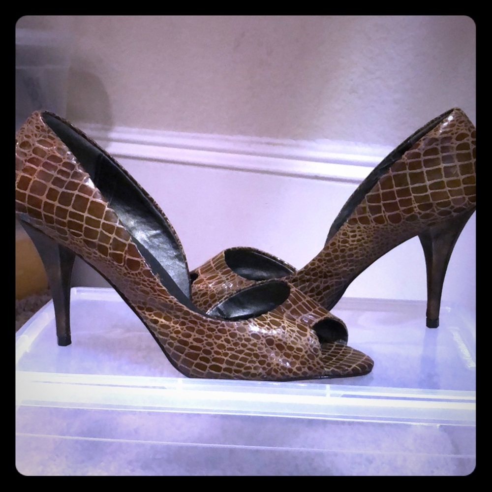 New York Transit Faux Brown Croco Heels